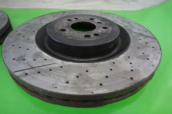 Remschijven Mercedes ML GL GLE W166 AMG A1664230512 image 6