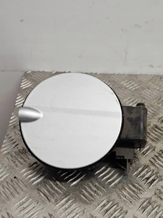 Bränslelucka Ford Focus ST 2008 OEM 8M51F27936 image 3