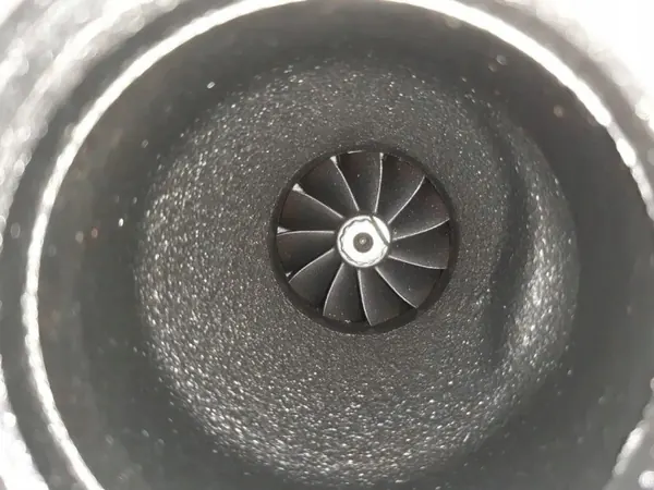 Turboahdin OEM 4727470 BMW 3 Cabriole image 5