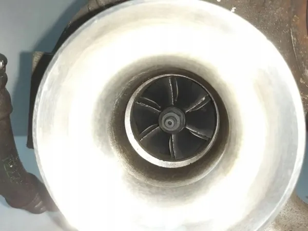 Turboahdin OEM 4727470 BMW 3 Cabriole image 7
