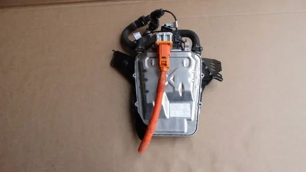 Volvo XC60 II Lift Webasto Electric Heater 32400100AB image 2