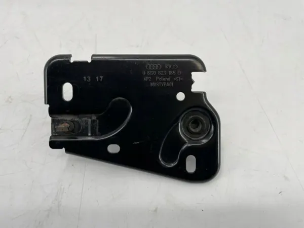Fecho capô Volkswagen OE 8S0823185D - Usado image 9