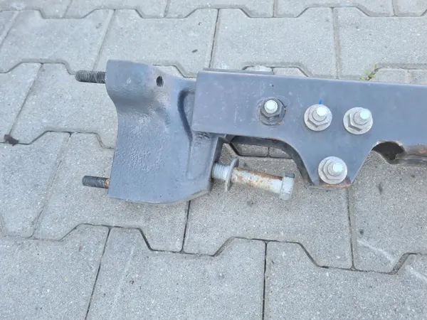 Bakre stötdämpare fästbalk OEM - Renault Gama T, Volvo FH/FM image 3