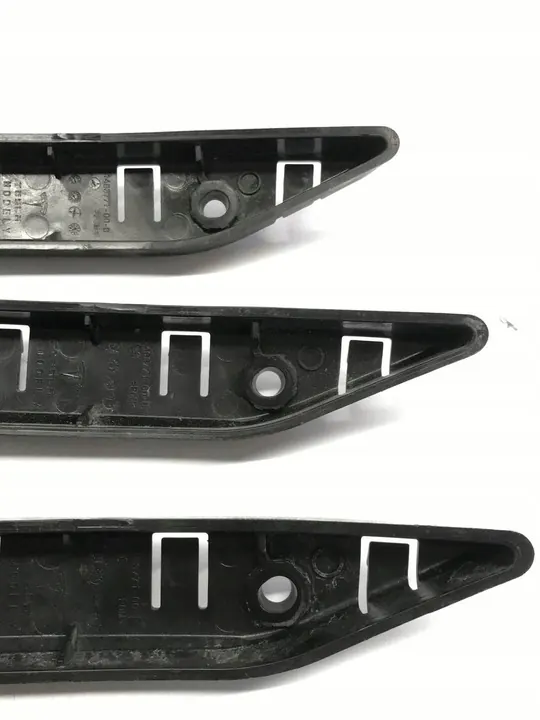 Supporto paraurti anteriore destro Tesla Model Y 2021 149377100B image 5