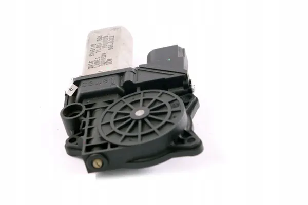 Motor de vidro elétrico traseiro direito BMW E87 E90 E91 LCI 6927026 image 8