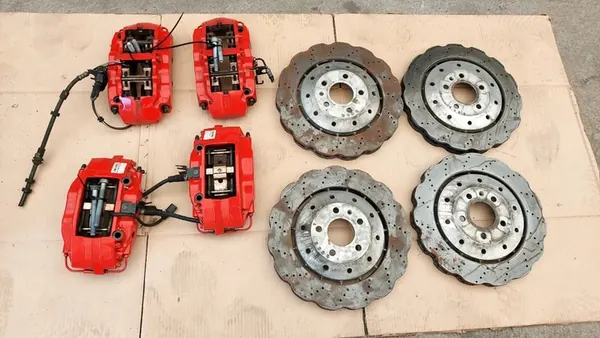 Remklauwen en schijven Lamborghini Huracan LP580 image 2