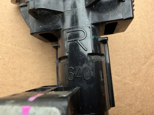 Koplampenreiniger Toyota Hilux 8 VIII 2015-19 Rechts OEM 85207-0K040 image 3