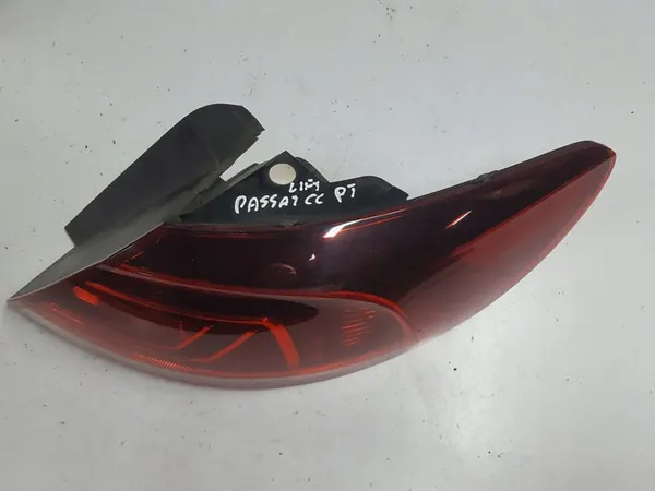 Luz trasera derecha VW Passat CC Lift 12-16r OEM 3C8945208T image 4