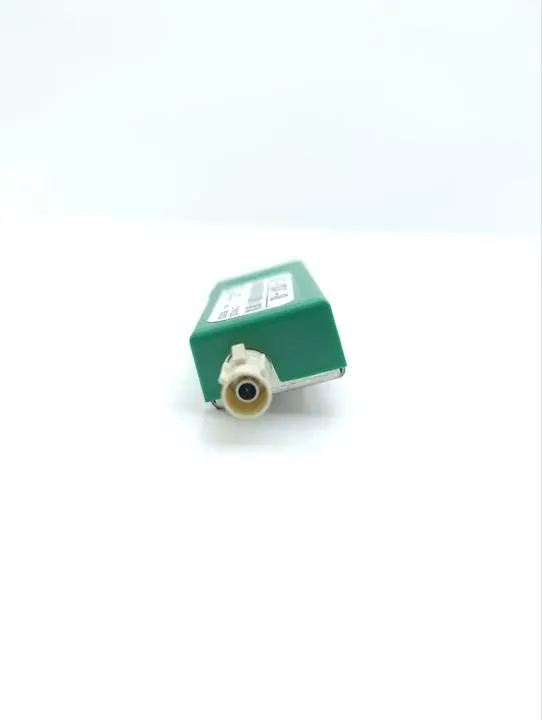 Amplificateur antenne Ford OEM JL1T-18C847-AB Occasion image 6