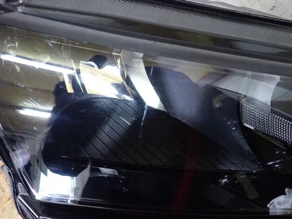 Farol direito Skoda Karoq 2017-2021 OEM 57B941016A image 2