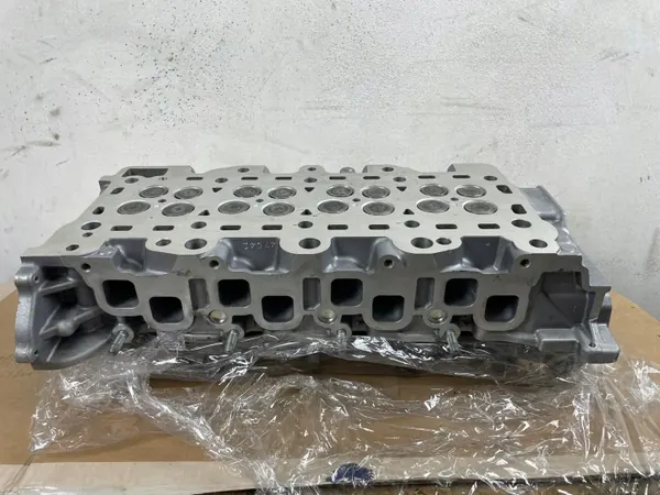 Cabeça do Motor Toyota com Eixos de Cames 2AD image 8