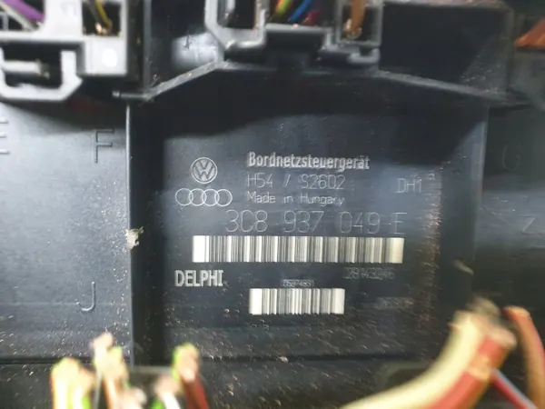 VW Golf V Komfortmodul OEM 3C8937049E Gebraucht image 4