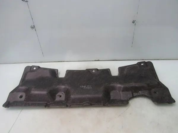 Isolamento do Capô LEAF II ZE1 image 1