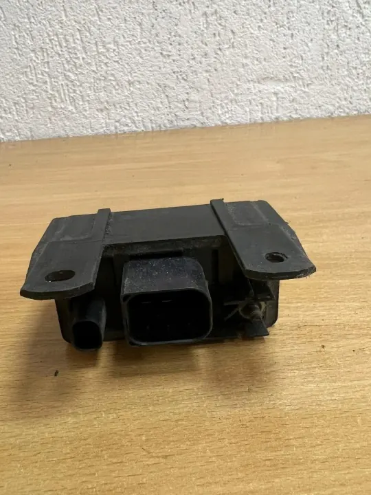 Relais Mercedes-Benz OEM D7147 pour Classe C W202 image 6