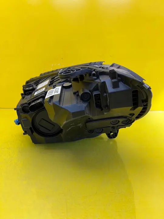 Rechter Koplamp Mercedes C-Klasse W206 Digital Light A2069063003 image 5