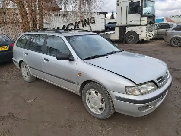 OEM 42f6 Pakoputken keräin Nissan Primera 2.0L image 4