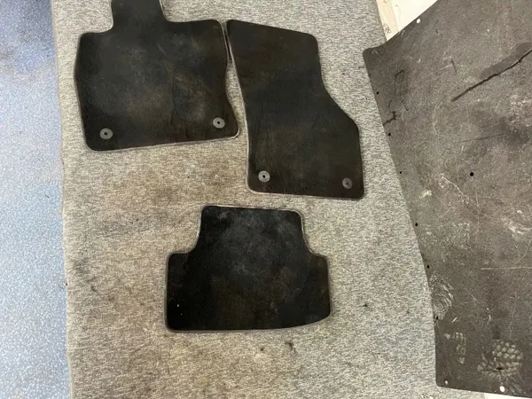 Tapis OEM 5G1 863 011 pour VW Golf 7 image 2