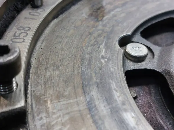 Conjunto de Embreagem Audi A4 2.0 Gasolina 2004 Sedan 058105266H image 2