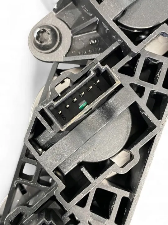 Mercedes E W212 versnellingspookframe OEM A2126800109 image 10