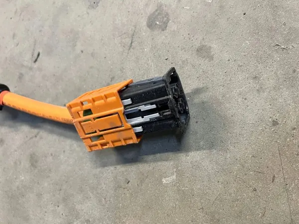 Cabo de alta tensão BMW iX 2024 7670083 image 4