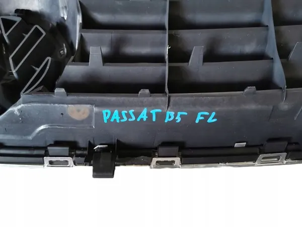 VOLKSWAGEN PASSAT B5 FL LIFT GRILL CHROM image 4