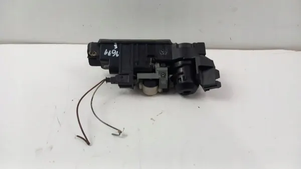 Microswitch Mercedes Classe E W211 Porta-Malas A2037500693 image 5