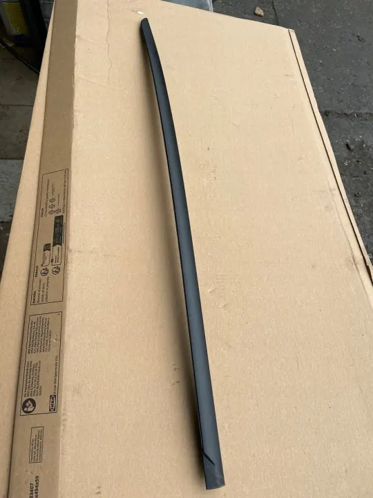 Junta Para-brisas KIA SPORTAGE V OEM 86140-P1000/86130-P1000 image 2