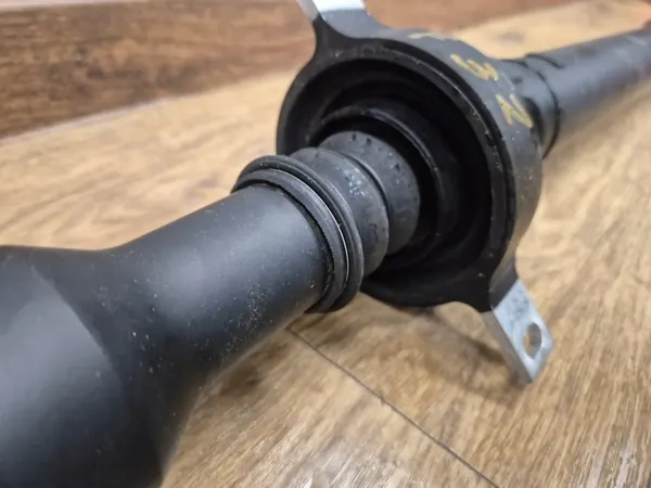 BMW B47 2.0D Aandrijfas OEM 8678455 - Gebruikt image 4