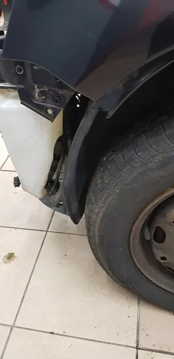 VW Fox Front Left Wheel Arch 5Z0809957 image 6