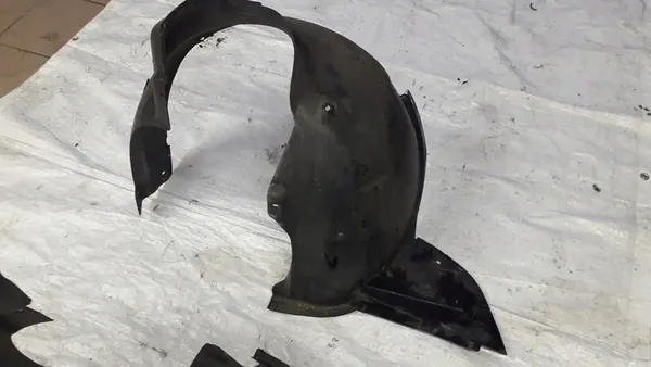 VW Fox Front Left Wheel Arch 5Z0809957 image 8