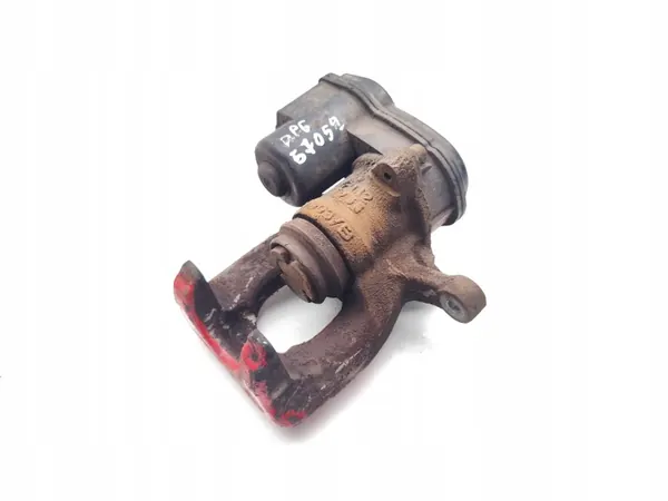Pinça de travão traseira Nissan OEM 32353310C - Usada image 5