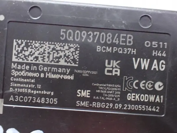 Module Confort OEM 5Q0937084EB pour Skoda Karoq image 4