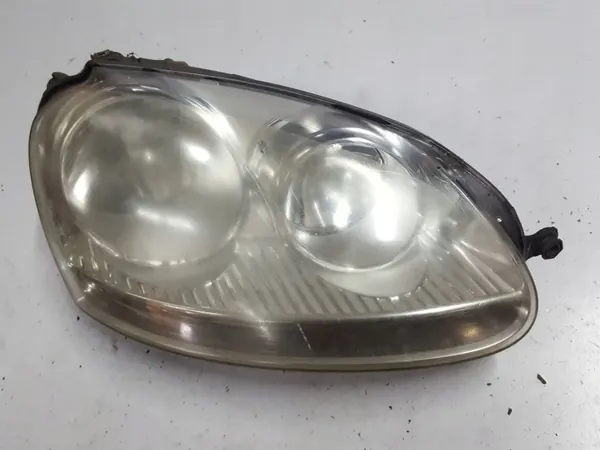 OEM 1K6941006Q Oikea etuvalo VW Jetta V:lle image 3