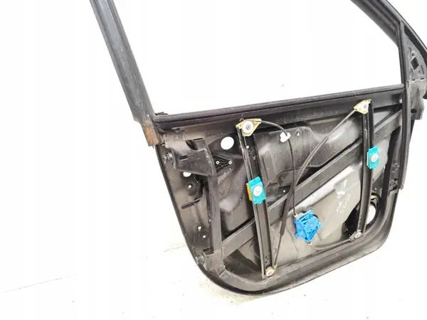 VW Touareg Fronttür-Glasrahmen OEM 7L0959701K image 10