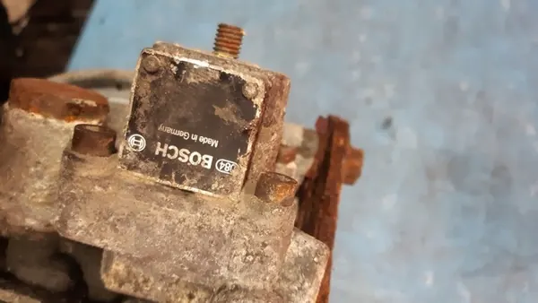 Vanne de dessiccateur d'air Iveco Eurocargo I 1996 image 4