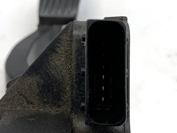 Gaspedal OEM 13305804 für Opel Corsa D 1.2 86PS image 3