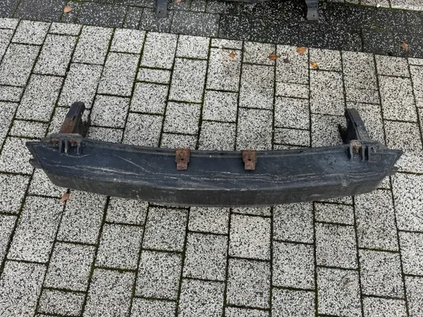 Hyundai Coupe I framstötfjädersförstärkning OEM image 2