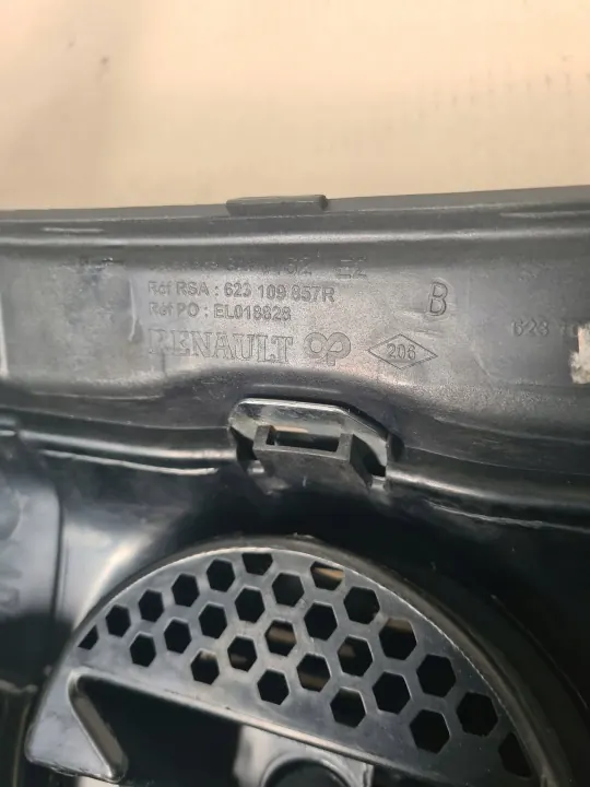 Opel Movano B etupaneeli OEM 623109857R image 6