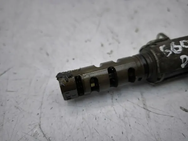 Solenoide VVT OEM 15330310200700 para Lexus image 3
