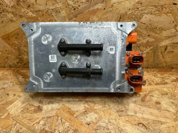 Chargeur batterie OEM 5QE915682AF pour VW AUDI A3 GOLF image 3