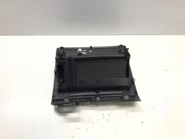 OEM 571857097A Passagerarpanelsfack VW Tiguan image 3