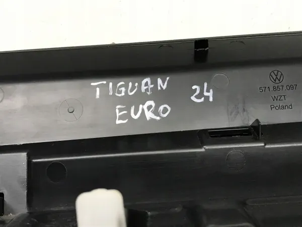 OEM 571857097A Passagerarpanelsfack VW Tiguan image 4