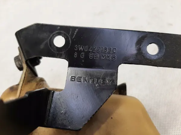 Bentley styrservotank OEM 3W0422163C image 3