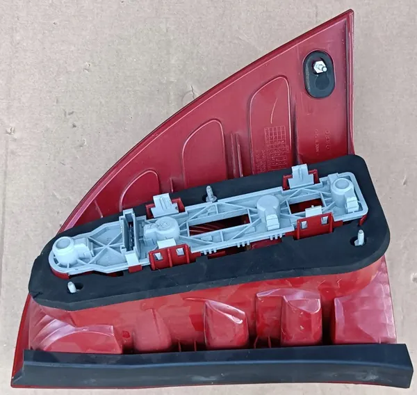 Linker Achterlicht Mercedes C-Klasse W203 Kombi Lift image 6