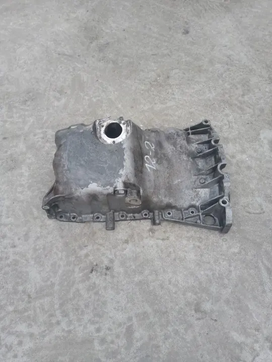 Oljetank Audi A4 B6 B7 1.8 T BFB image 5