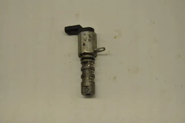 Audi OE 06E257S Steuerventil - Gebraucht image 2
