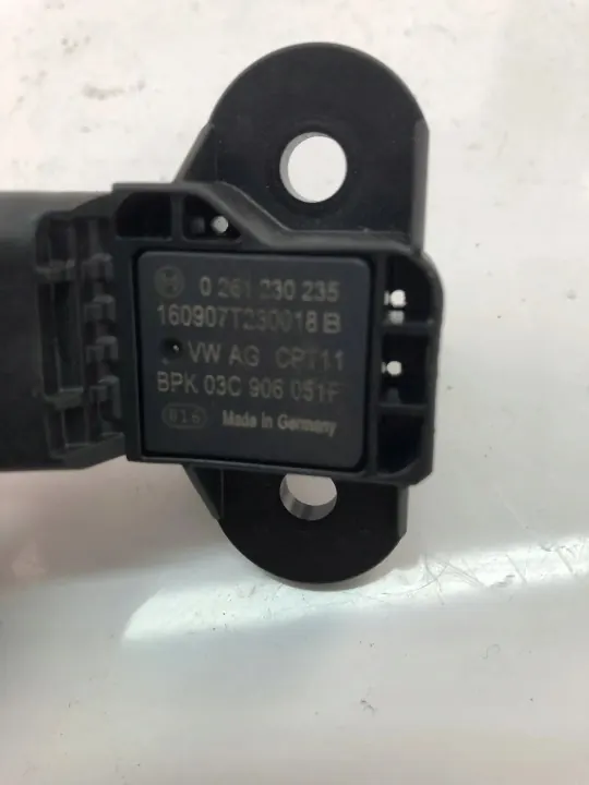 Sensor de presión de aire OEM 20677240 para Audi Q5 (8R) image 4