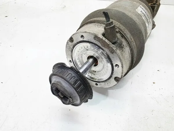 Gebrauchter Stoßdämpfer vorne rechts OEM 7L8616040A image 6