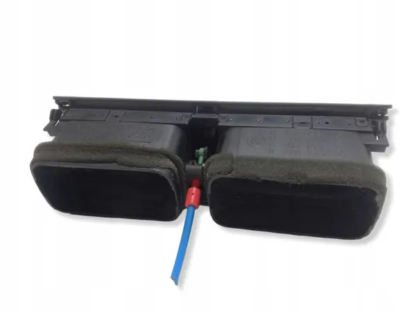 BMW 3 E46 Mittventilationsgallret OEM 8370741 image 3