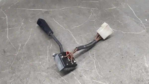 Käytetty pyyhinvaihdin Nissan Tradelle - OEM-osa image 2